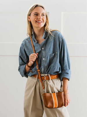 Chéri cell phone clutch