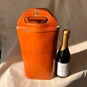 Wine bottle shows leather bottle bag size 